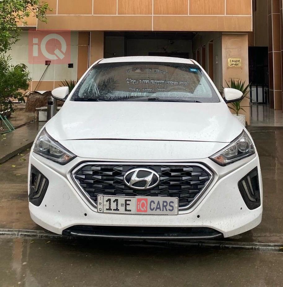 هيونداي ايونك